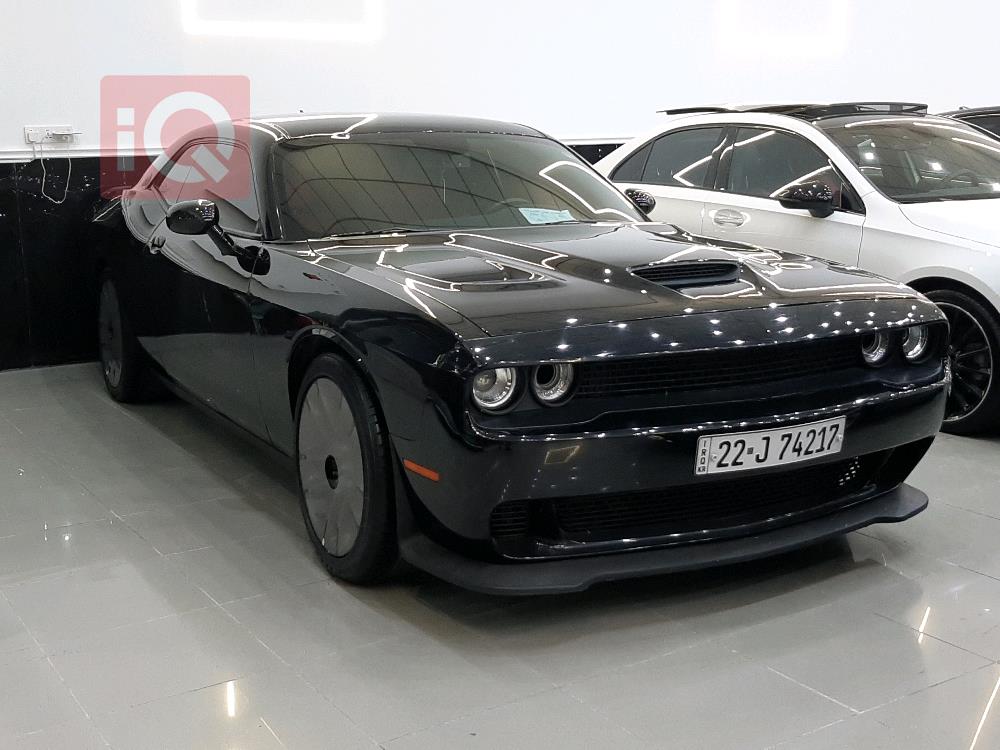 Dodge Challenger
